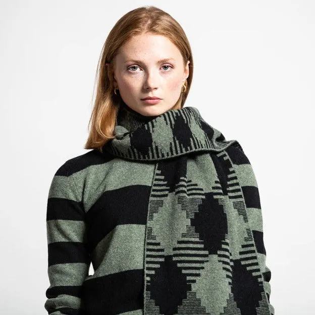 ARGYLE BLANKET SCARF KHAKI BLACK