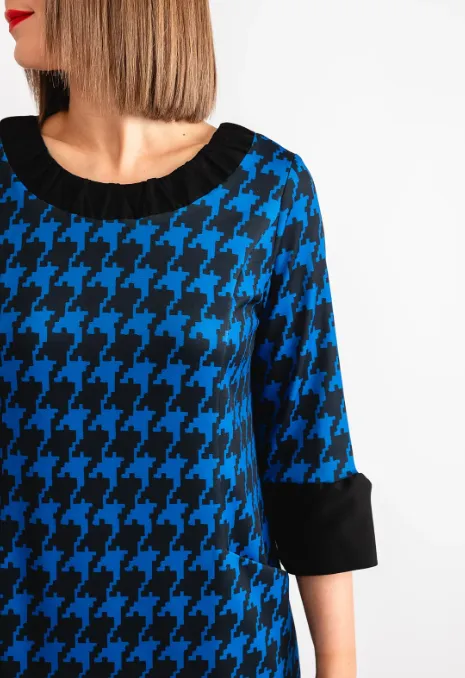 AVALON<BR>
Nina Houndstooth Pencil Dress<BR>
Royal, Black/White<BR>