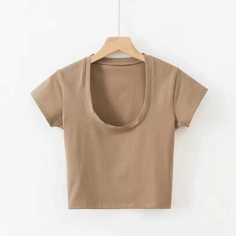 Chic Gray Crop Top: Essential Activewear for the Modern Woman