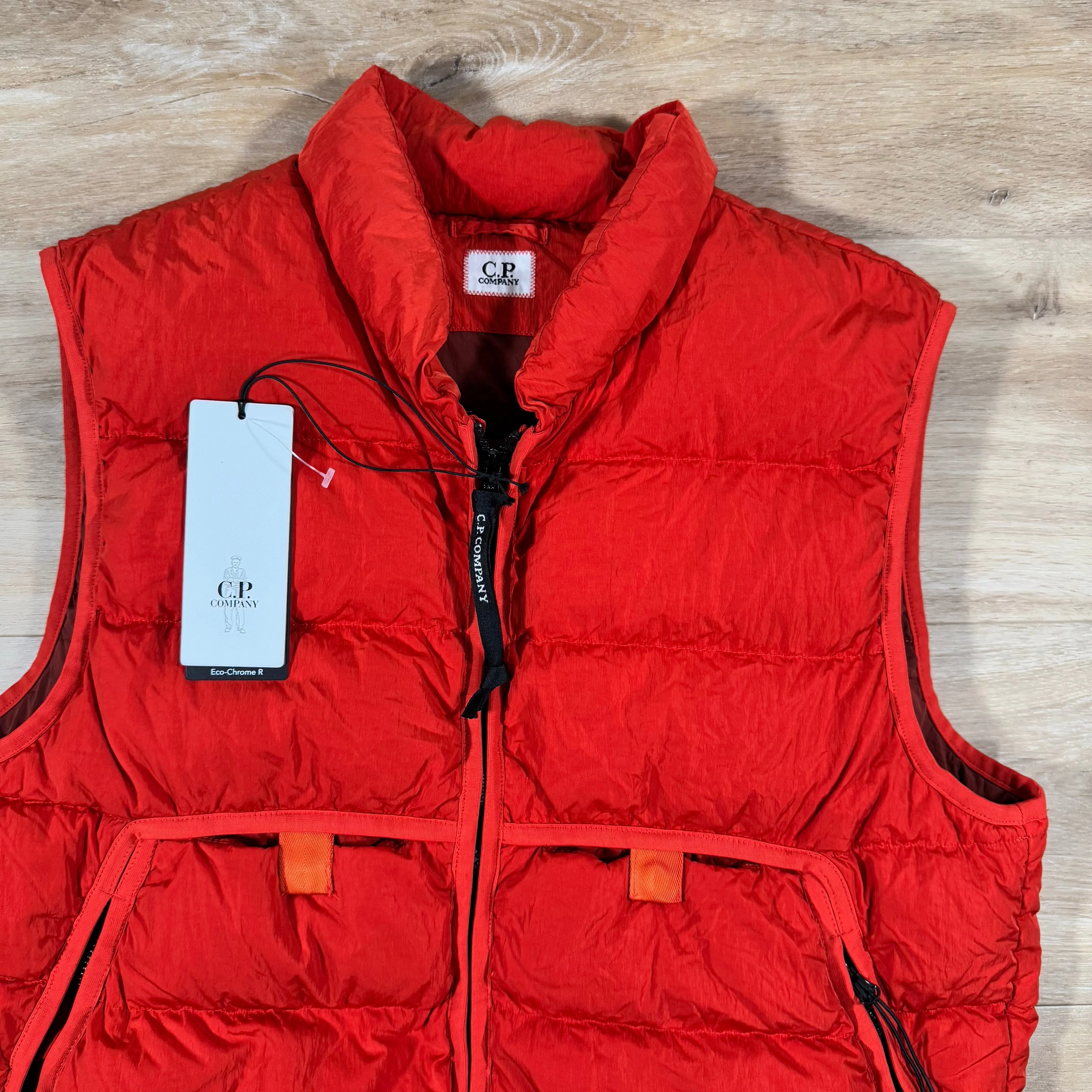 C.P. Company Eco-Chrome-R Down Lens Gilet in Red