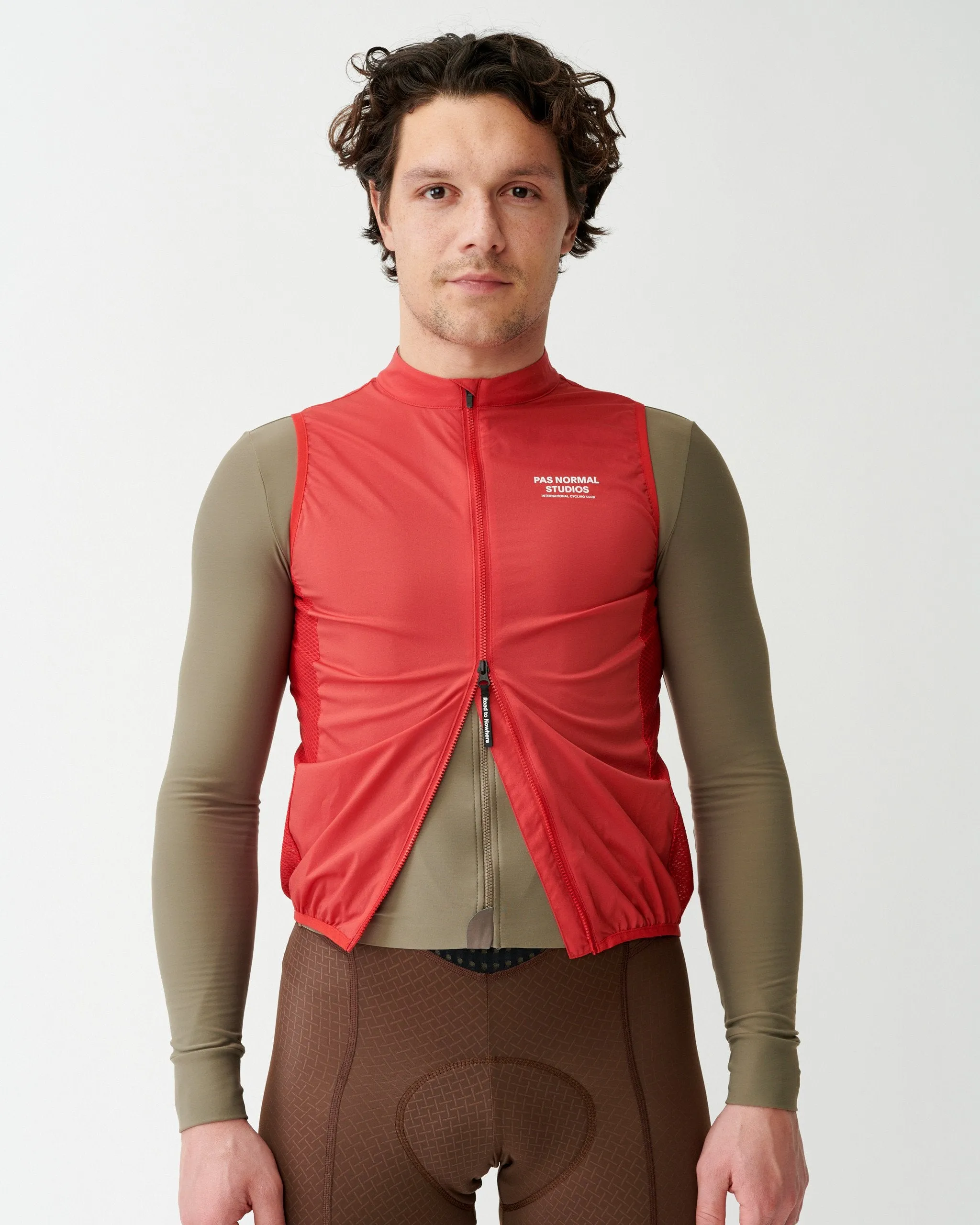Mechanism Stow Away Gilet - Deep red