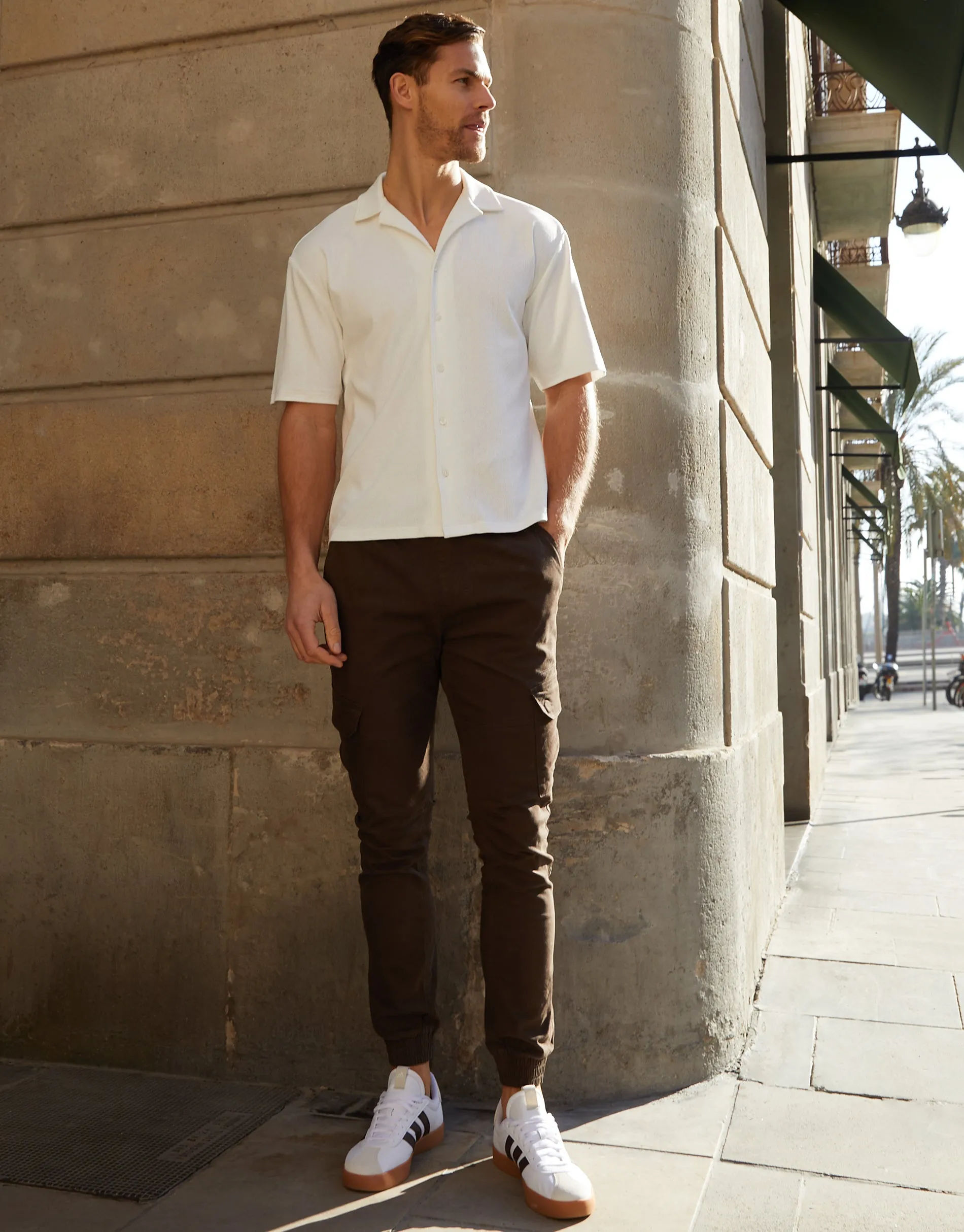 Men's Brown Jogger Style Cargo Trousers