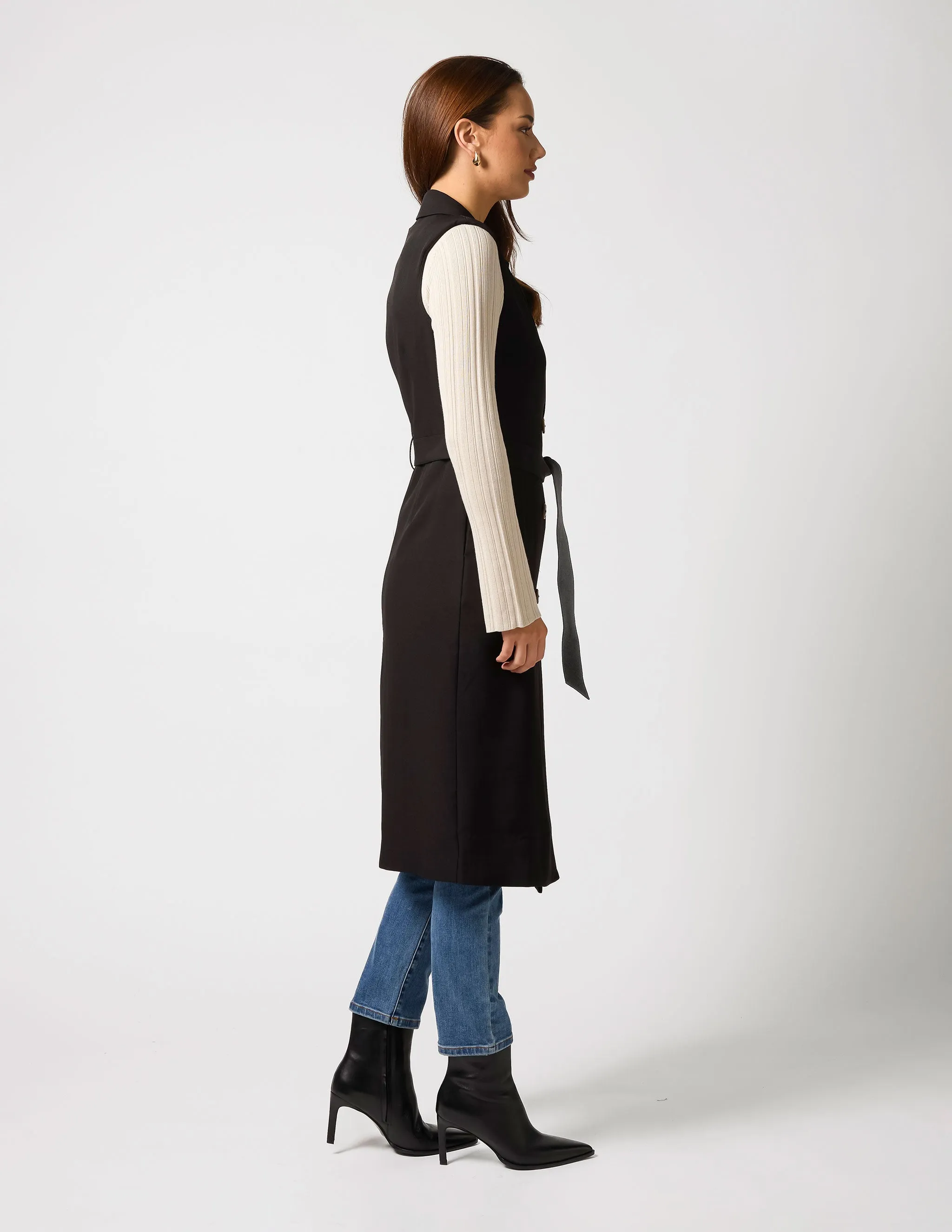 Plum Coat - Black