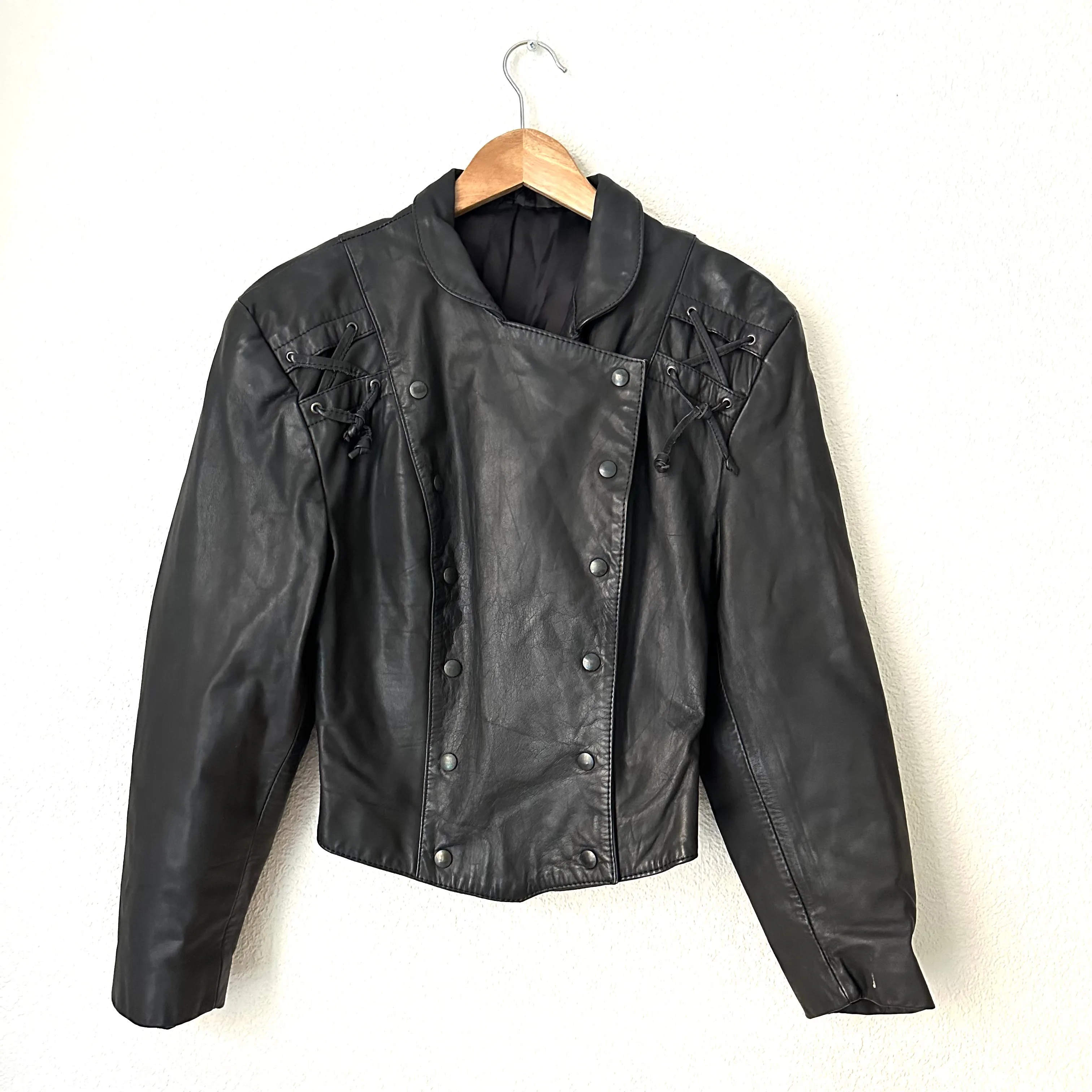Vintage Black Leather Jacket - size EU38